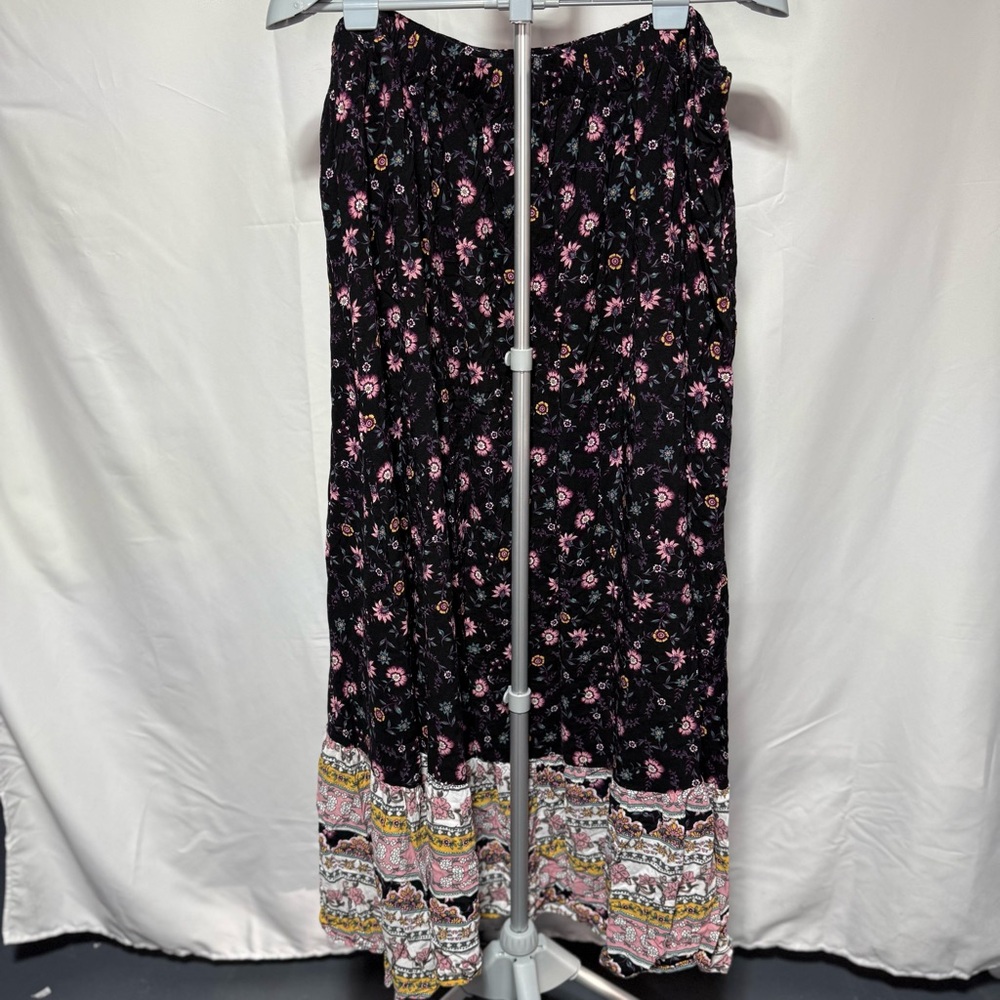 Torrid Floral Print Wrap Skirt - Picture 5 of 6